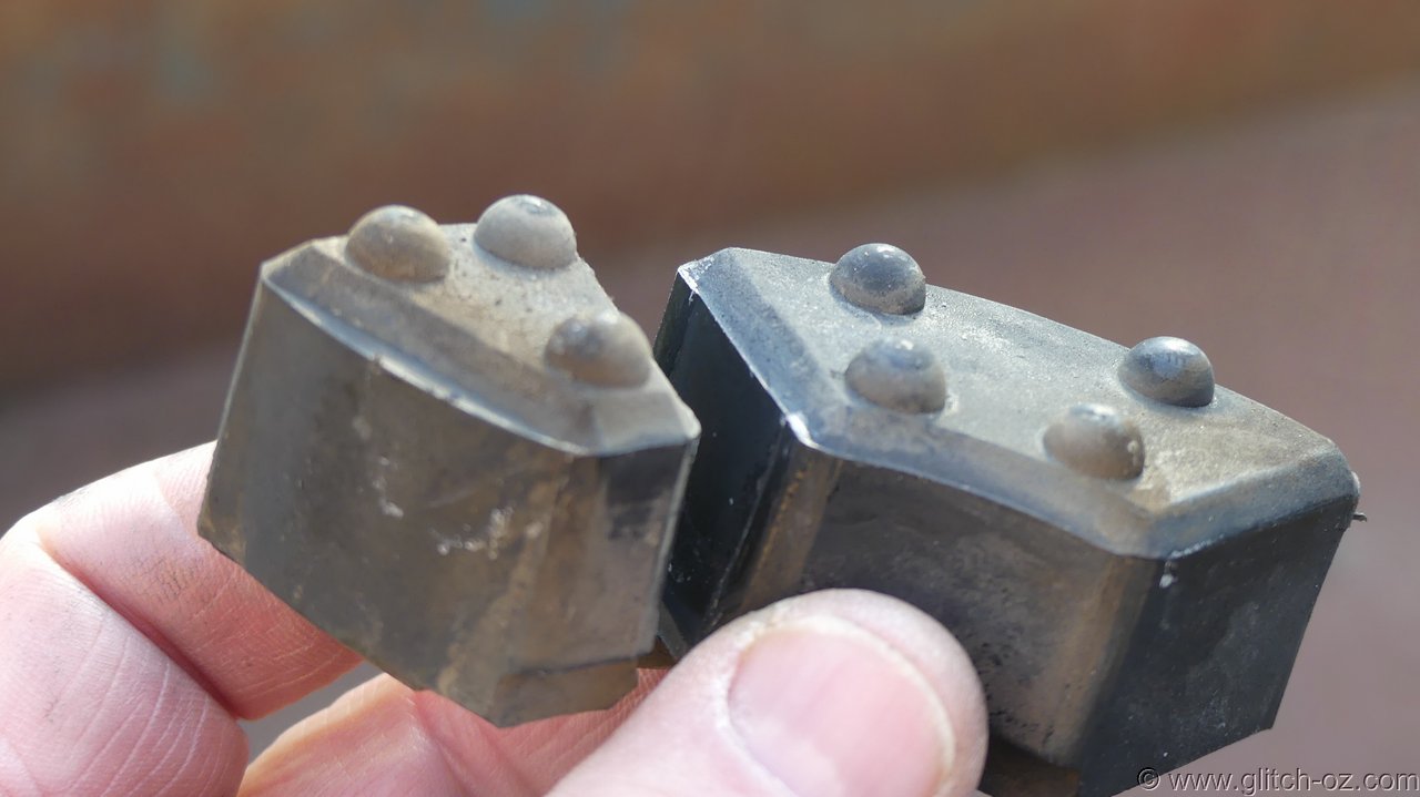 Cush_rubbers_BMW_FandG650GS_HuskyTRs_04.JPG
